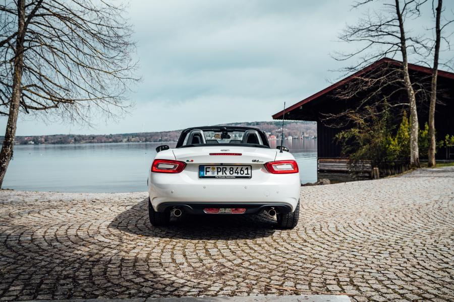  Fiat 124 Spider S-Design (348) 2018 года  (фото 29 из 33)